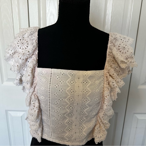 Altar'd State Cream Lace Ruffle Crop Top Boho Size Medium - Picture 4 of 7